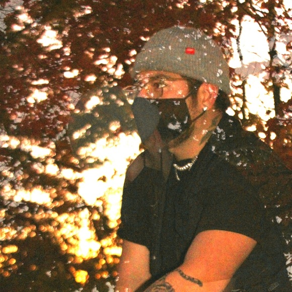 Meet your Posher, Luis - Picture 1 of 1